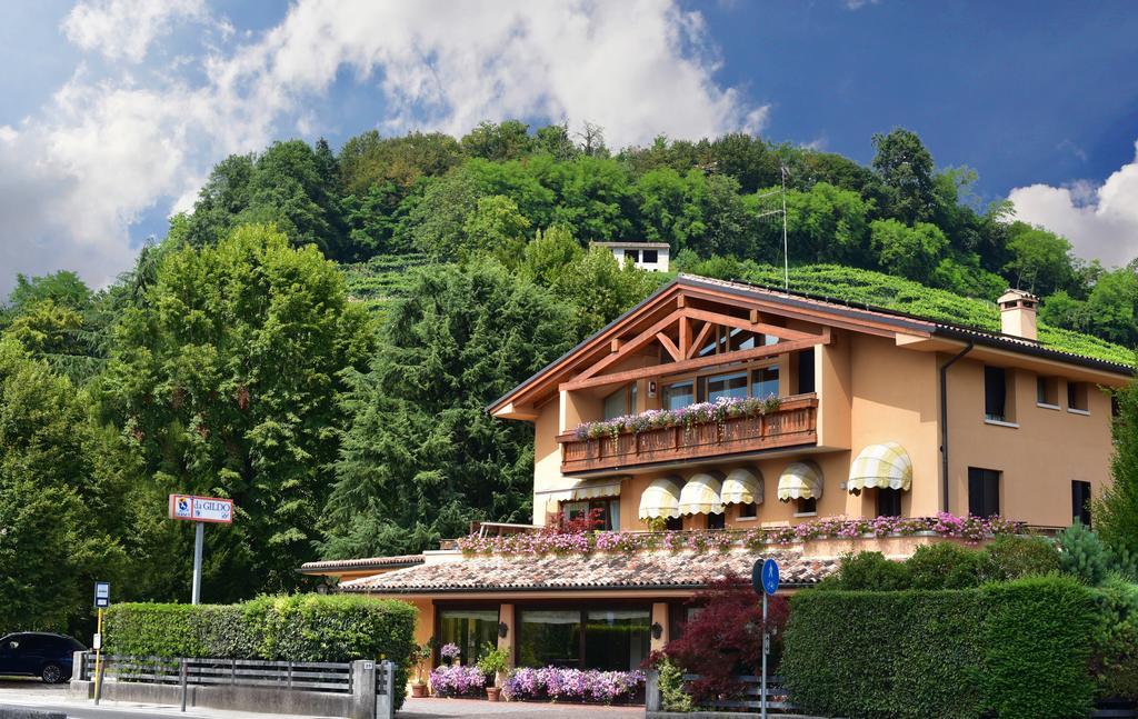 Albergo Da Gildo Фоллина Экстерьер фото